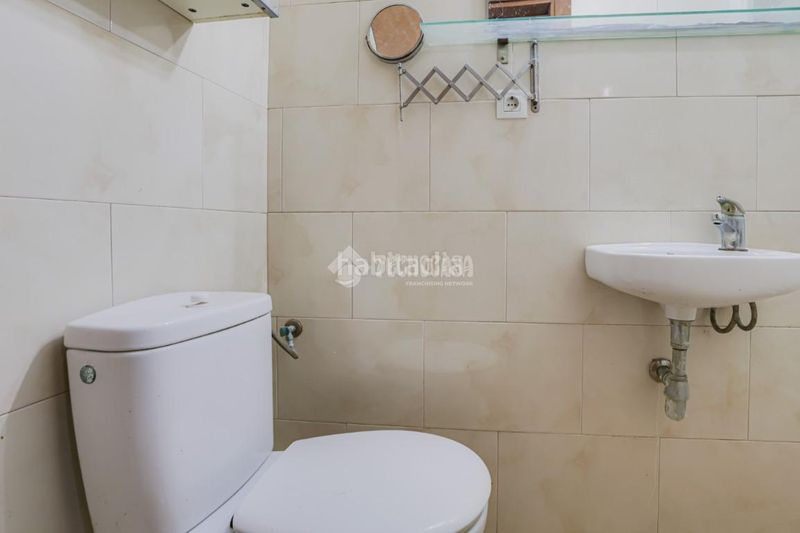 Foto fe98caae-1476-4ee7-9486-039f34d073f0. Pis a La Maurina Terrassa