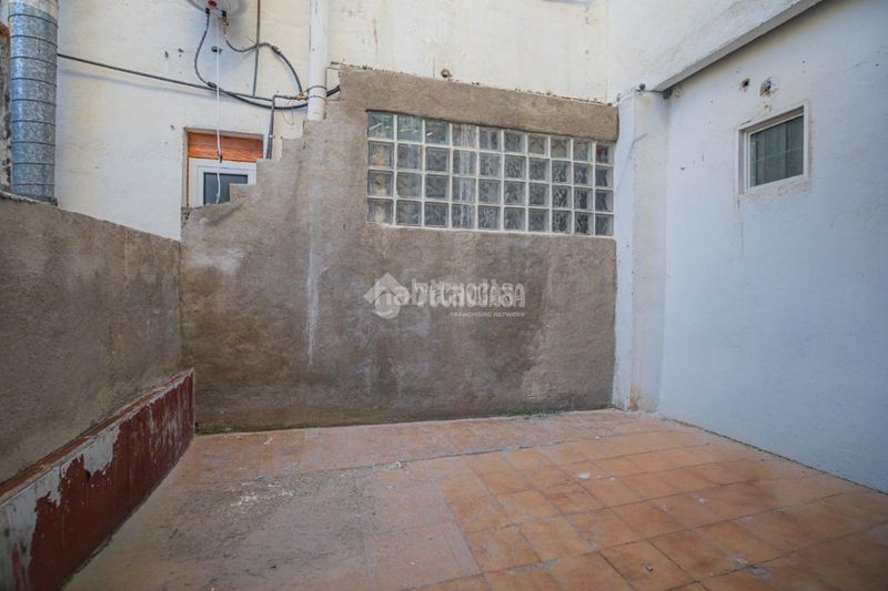 Foto e6c76189-b223-4ce6-8793-f5724d406da1. Pis a La Maurina Terrassa