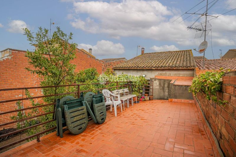Foto 9be724c5-366c-4723-93df-53473acd1118. Casa  en venta en Viladecavalls