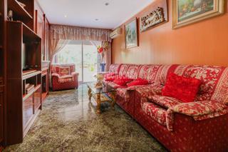 Etagenwohnung in Roc Blanc. Piso en venta en terrassa