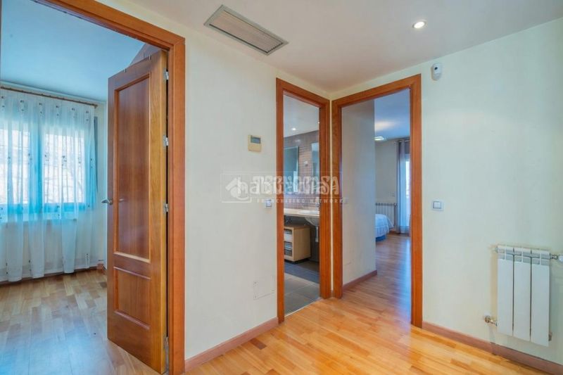 Foto 4ce4c06b-7660-4ab2-a801-190c737d2782. Casa amb calefacció aparcament a Zona Europa Arroyomolinos