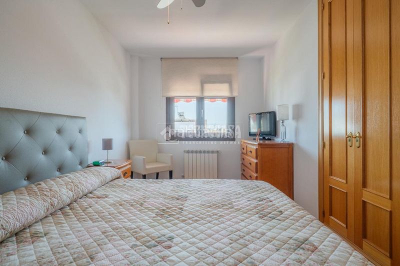 Foto 167af80a-cad6-42e5-9a95-72e12ae56aef. Casa aparellada amb calefacció aparcament a Las Castañeras - Bulevar Arroyomolinos