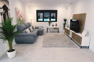 Casa a La Pinilla - Las Palas. Moderno bungalow de 2 dormitorios con terraza y solarium en la p