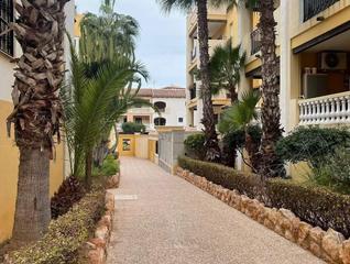 Àtic a Zona los Frutales. Bonito ático de 3 dormitorios con piscina, terraza y garaje en t
