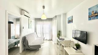 Apartament a Centro - Muelle Pesquero. Apartamento de 2 dormitorios a 250 metros de la playa en torrevi