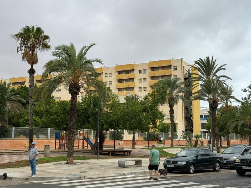 Foto 58f0f40c-97e8-41c4-8f10-dfd93a48bd3b. Appartement mit pool in Avenida Habaneras - Curva de Palangre Torrevieja