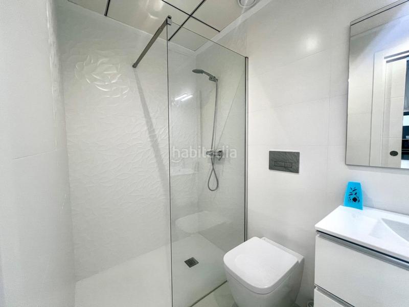 Foto c66f9b1f-9a58-4bd3-ae0e-c225793baf66. Chalet with parking pool in Zona Carrefour - Urbanizaciones Torrevieja