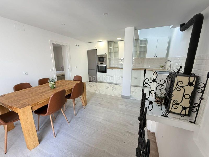 Foto 1eb75eda-a144-4fcf-beb7-fd0e5de6b6cb. Casa aparellada amb aparcament piscina a Zona los Frutales Torrevieja