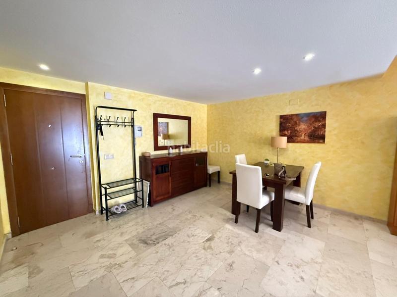 Foto c1e343d9-42f3-49d4-82b5-37ece0d5e59a. Apartament amb aparcament piscina a Punta Prima Torrevieja