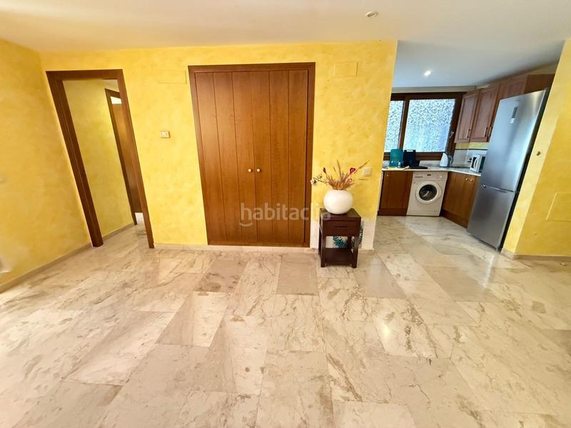 Foto e7dc0015-c5fa-414e-b8fc-e2ca2a86d51a. Apartament amb aparcament piscina a Punta Prima Torrevieja