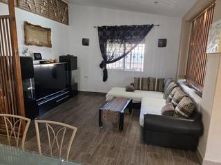 Reihenhaus in La Florida. Acogedor adosado de 2 dormitorios con piscina privada en playa f