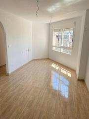 Apartamento en El Molino. Luminoso apartamento de 1 dormitorio con piscina en torrevieja