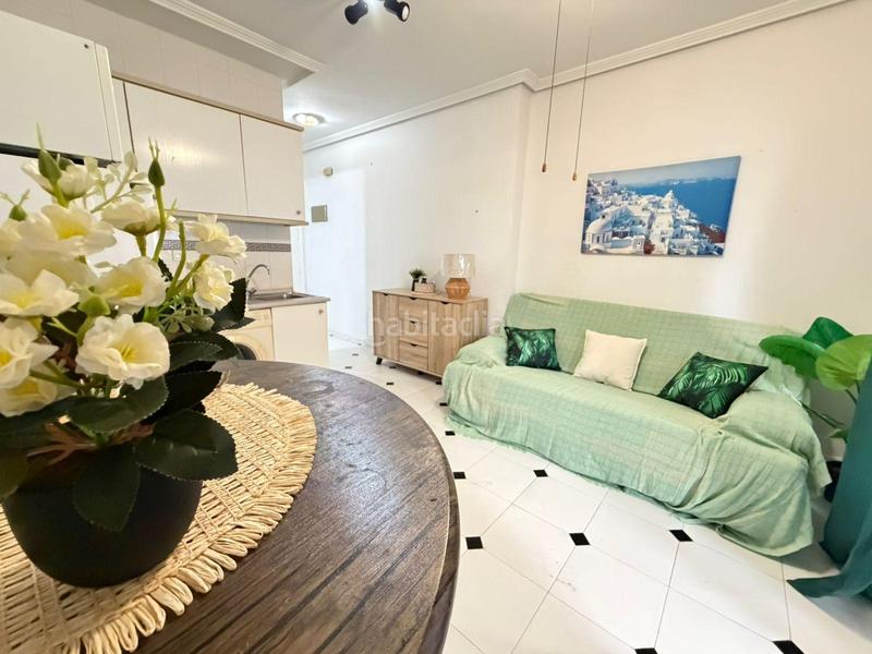 Foto 8e7ed879-0668-48f0-b491-a3169d4d1223. Studio in Avenida Habaneras - Curva de Palangre Torrevieja