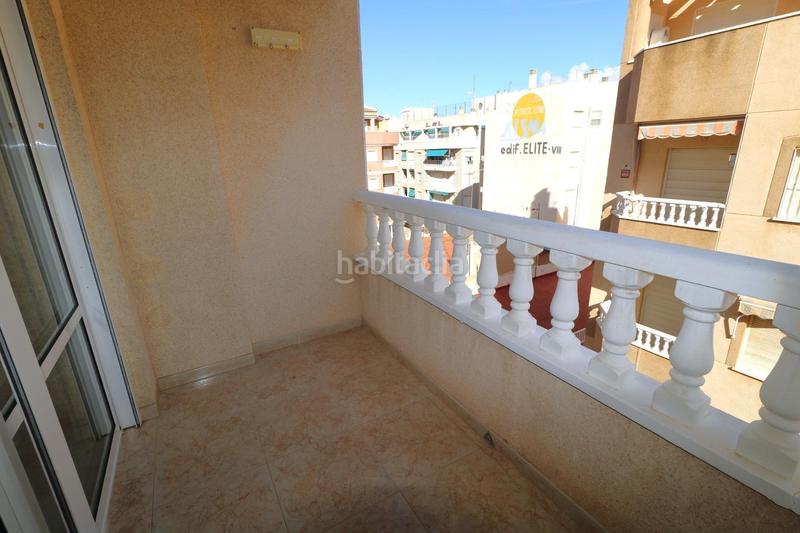 Foto bfc60dd9-b578-4a45-815c-9d0a9e3a4f95. Apartament a El Acequión Torrevieja
