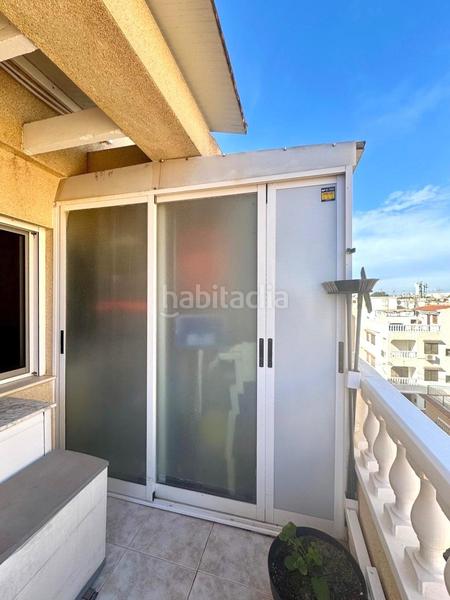 Foto c4daa840-fdb8-476f-9e28-b9c9920fcbe1. Penthouse in Zona Playa de los Locos Torrevieja