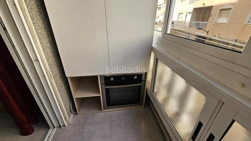 Foto 0700a4a4-3dd6-45d2-b89e-f247af84ac92. Monolocale in El Acequión Torrevieja