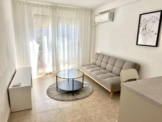 Piccolo appartamento in El Moncayo - El Pòrtic. Apartamento reformado con terraza y piscina a 500m de la playa l