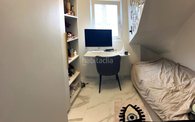 Foto 4e560daa-398d-4d0c-a082-8adf6bf90d7a. Casa aparellada a La Florida Orihuela