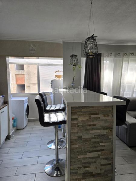 Foto d3fb300e-1572-41ce-a081-7d700245195c. Apartament a Colonia Requena Alicante