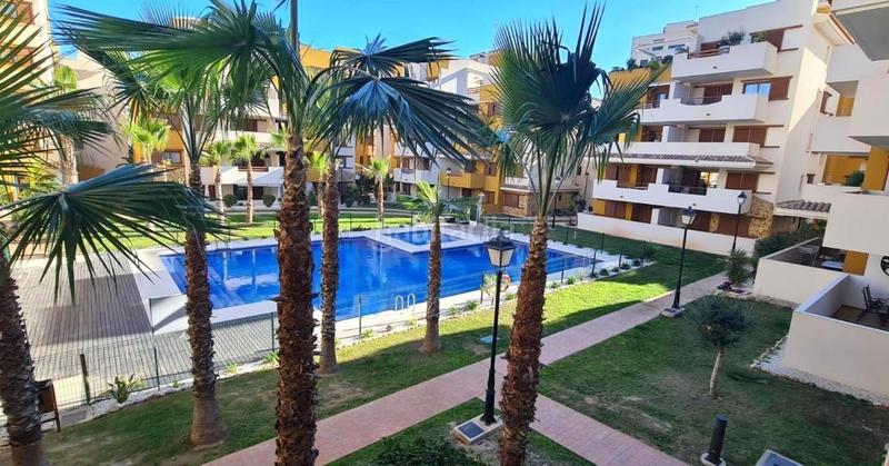 Foto 1b872401-0c19-449f-ab40-c2c0dc0b33b0. Appartement avec parking piscine dans Punta Prima Torrevieja