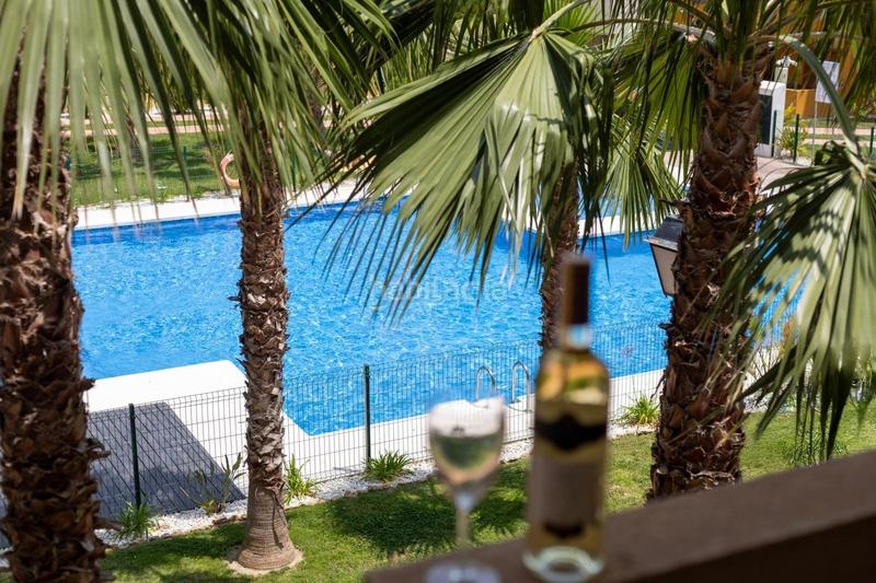 Foto b4ebb635-15a5-400a-aab5-b9965c68fb30. Appartement avec parking piscine dans Punta Prima Torrevieja