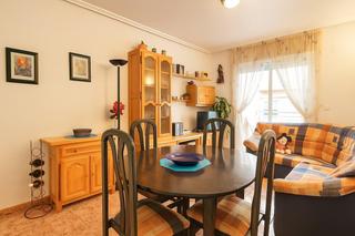 Appartement in Parque de las Naciones. Acogedor apartamento de 2 dormitorios con terraza y piscina en t