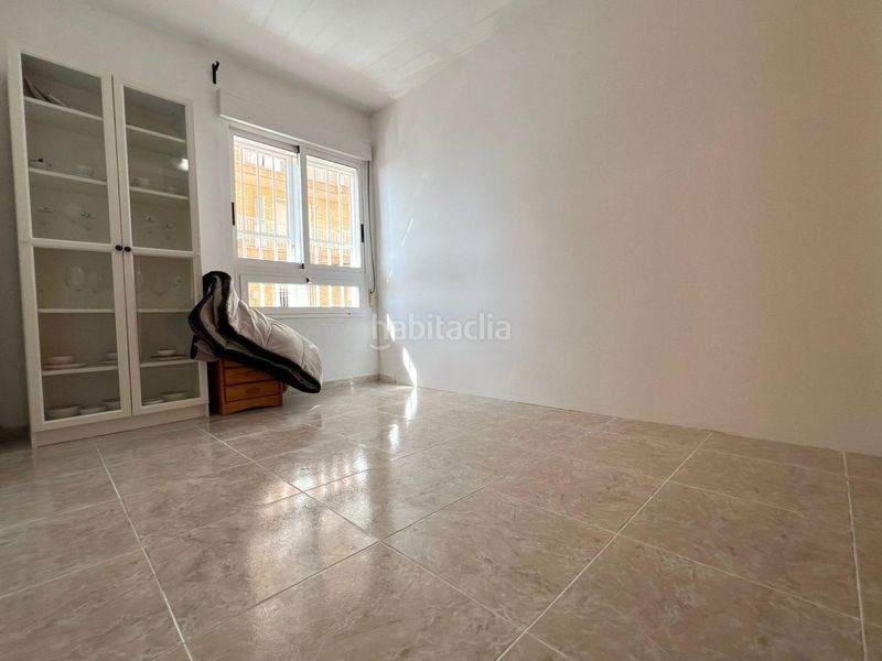 Foto 8eec3ff5-fc3d-4f35-90f7-fc59c9bd5b3a. Apartament a Playa de los Náufragos Torrevieja