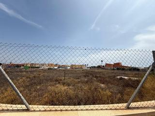 Terrain résidentiel à Aguas Nuevas. Parcela  de 945m2 en torrevieja