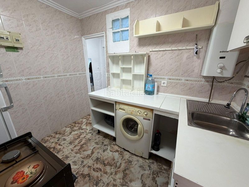 Foto 0f11cc43-1b1d-4f2a-b8b9-7107d5ebc070. Apartament amb aparcament a Juan XXIII Alicante