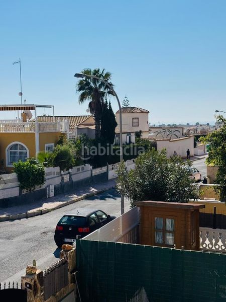 Foto d1ff68dc-d2b3-4df2-851b-4855718edf11. Casa adossada amb aparcament a La Florida Orihuela