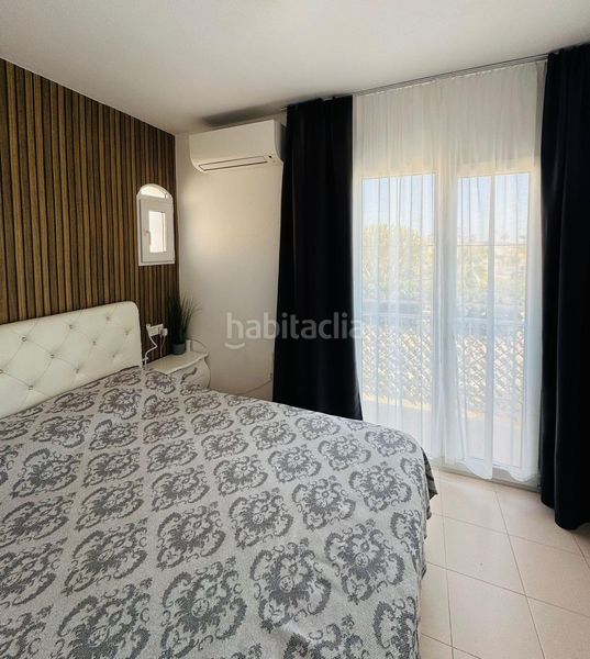 Foto d98a1f7a-13c1-40d0-ab5b-d12c49a9d3ec. Casa adossada amb aparcament a La Florida Orihuela