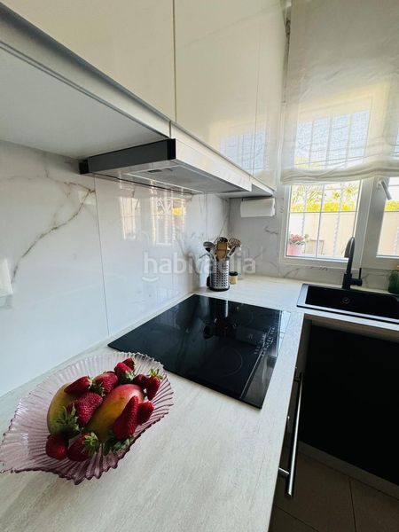 Foto e31f5210-5a0c-42fe-8837-0f17d81cb63f. Casa adossada amb aparcament a La Florida Orihuela