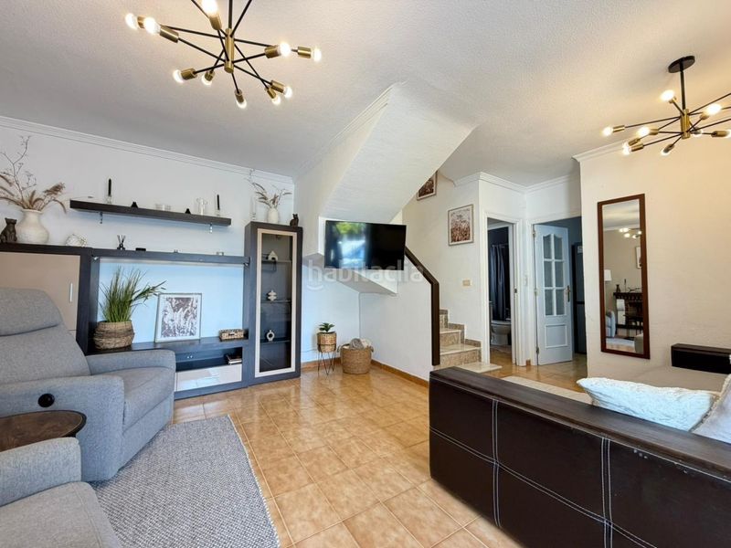 Foto 94c170f0-2fce-4459-9973-8e2d3497f3ae. Casa adossada amb piscina a Zona los Frutales Torrevieja