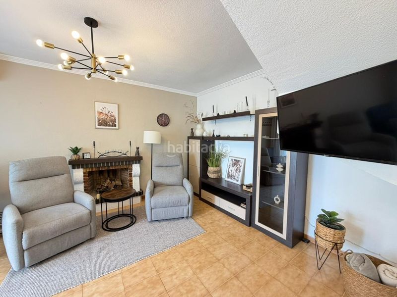 Foto cdee481b-e458-4b22-b040-1de0df0bcaf6. Casa adossada amb piscina a Zona los Frutales Torrevieja