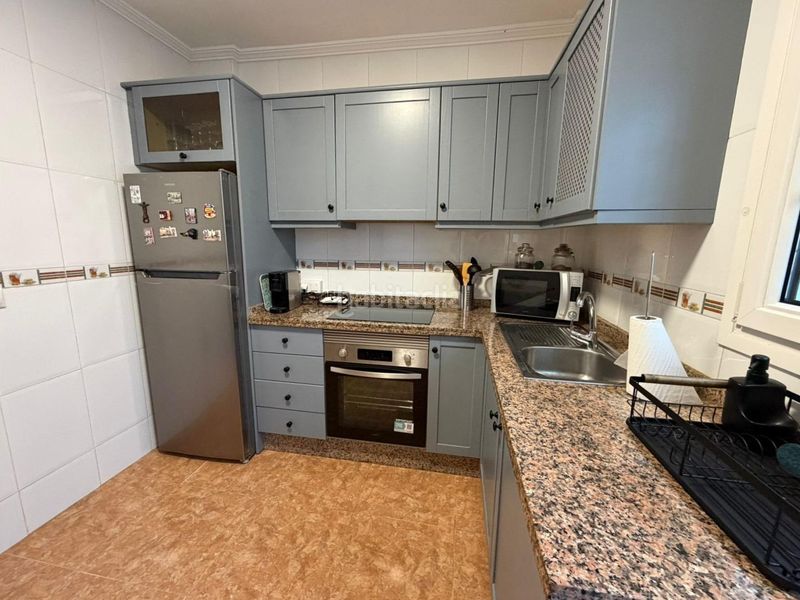 Foto ae569bf3-73a5-42dd-9636-0c20ae428047. Casa aparellada amb aparcament piscina a Villamartín-Las Filipinas Orihuela