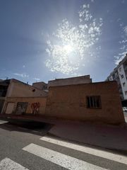 Terreno residenziale in El Molino. Terreno de 160 metros cuadrados en torrevieja