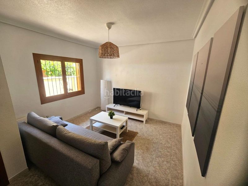 Foto 46a4f454-22d0-4a80-ad15-b87883b93408. Casa amb piscina a Playa Flamenca Orihuela