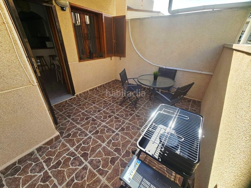 Foto f5e349db-0156-485a-b642-ee9ff808bd5e. Casa amb piscina a Playa Flamenca Orihuela