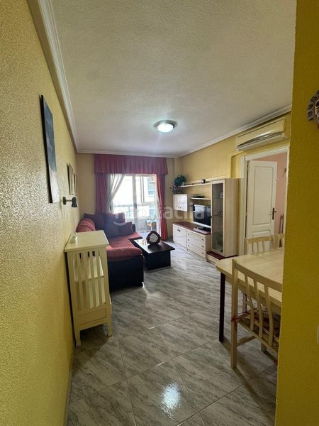 Foto fd268574-55ac-42f3-b17d-198234ed9c8d. Apartament a Antonio Machado Torrevieja