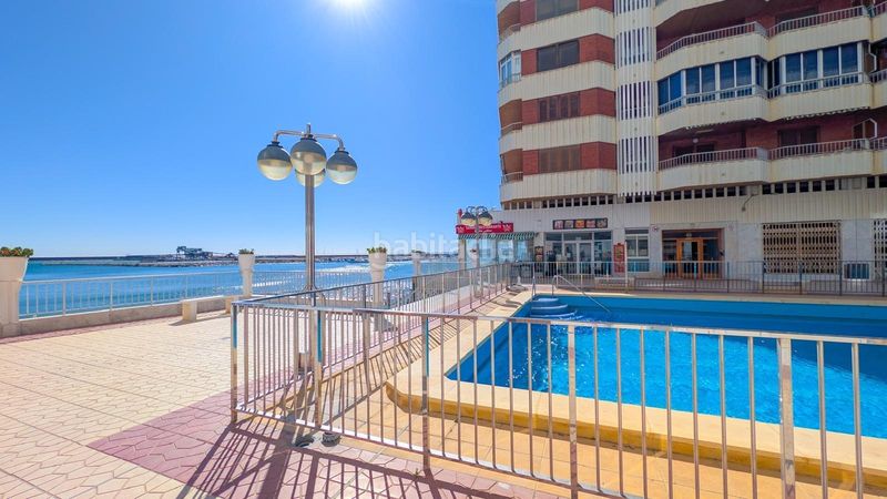 Foto 4f90c26b-4078-4bb2-a631-4d1f451cbbb3. Lloguer àtic amb calefacció piscina a El Acequión Torrevieja