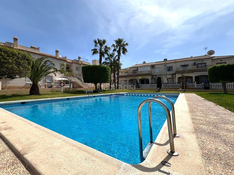 Foto c54ddafb-657d-476c-a5f9-53be98359ea7. Casa amb aparcament piscina a Aguas Nuevas Torrevieja