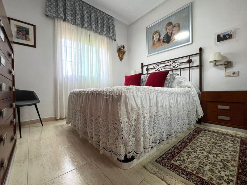 Foto e0cbf3bf-aaa2-492b-9bdb-8ff0c3e709ae. Casa amb aparcament piscina a Aguas Nuevas Torrevieja