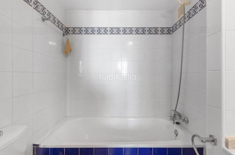 Foto 366ff949-a5af-40a9-ae31-c5d41cf4c36c. Apartament amb piscina a Zona los Frutales Torrevieja