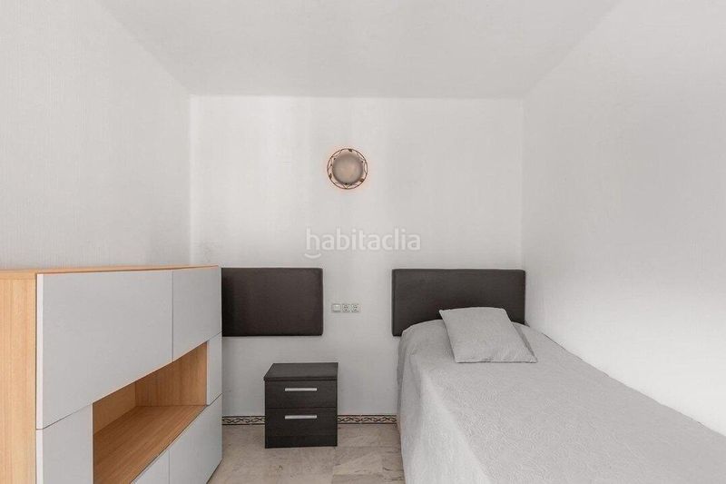 Foto bbbc7689-fd1a-40c1-a060-d68b576ad64d. Apartament amb piscina a Zona los Frutales Torrevieja