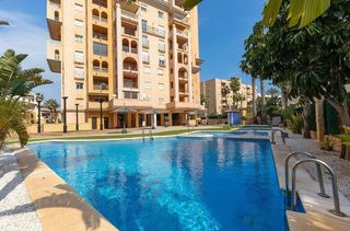 Apartamento en Zona los Frutales. Apartamento en la primera torre de atalayas de 2 dormitorios con