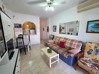 Apartament a Las Viñas. Apartamento entreplanta de 2 dormitorios con terraza en guardama