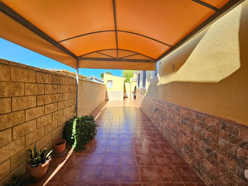 Foto f3f33314-e103-4e48-9138-b12c37f71a5f. Xalet amb aparcament piscina a San Fulgencio