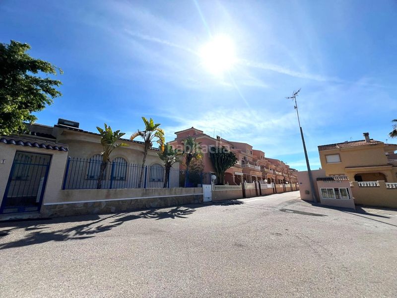 Foto 025846b3-754d-461c-9613-d7b08c623aa5. Casa adossada amb aparcament piscina a Playa Flamenca Orihuela