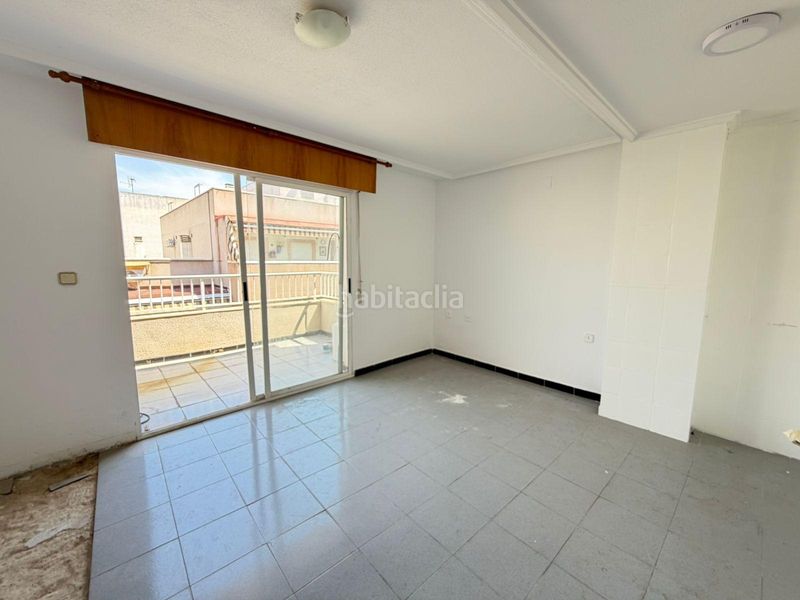 Foto 4a90d457-a1b5-4f60-92c4-80389688185d. Àtic a Avenida Habaneras - Curva de Palangre Torrevieja