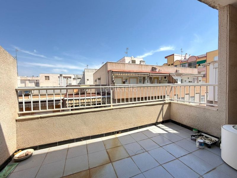 Foto e66f7d57-92c5-4215-93dd-09953464606b. Àtic a Avenida Habaneras - Curva de Palangre Torrevieja
